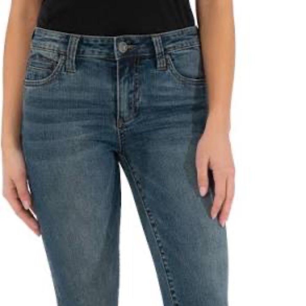 Kut From The Kloth - Size 8- Connie Step Fray